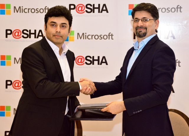 Microsoft Pakistan and P@SHA sign partnership for cloud based trainings
