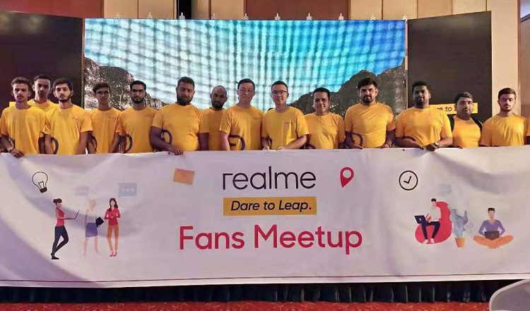 Embracing the 5G era with Dare-to-Leap slogan realme organized a special Fan meet-up dinner