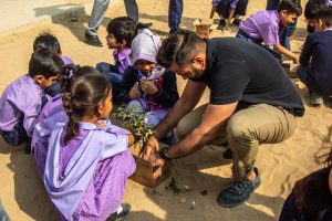 Daraz set to plant 11,000 trees in Karachi to fight effects of climate change in Sindh