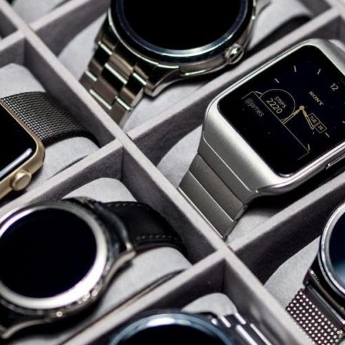 How Smartwatches Can Help You Lead a More Productive Life
